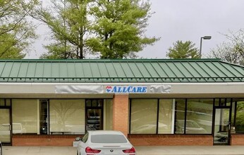 6045 Burke Centre Pky, Burke, VA for rent Building Photo- Image 1 of 9