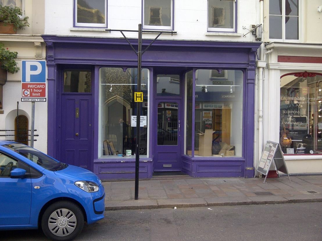 69 Halkett Place, Jersey JE2 4WG UK