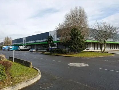 Industrial in SAINT-OUEN-L'AUMONE to rent Building Photo- Image 1 of 9