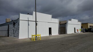 More details for 635-645 W 15th St, Long Beach, CA - Industrial for Sale