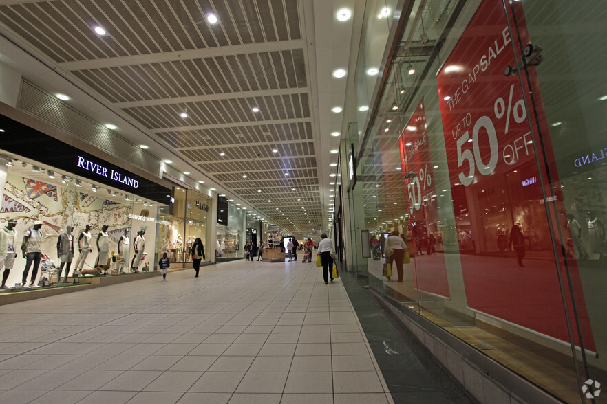 Buchanan St, Glasgow for rent - Interior Photo - Image 2 of 17