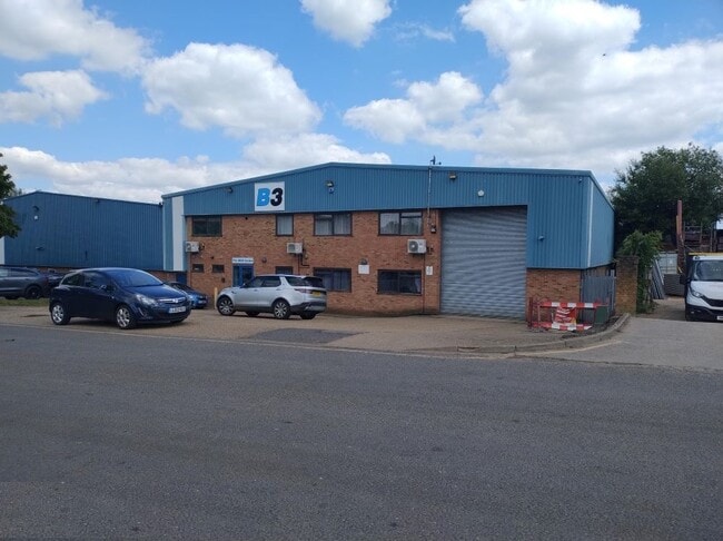 More details for 3 Crompton Rd, Stevenage - Industrial to Rent