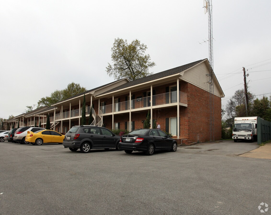 2110 McFarland Blvd E, Tuscaloosa 35404 Office for Rent
