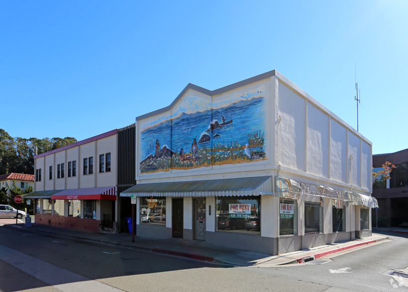 2221-2233 Pear St, Pinole, CA for rent - Building Photo - Image 3 of 4