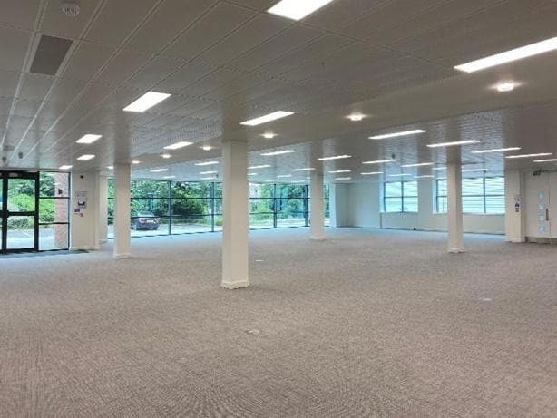 Harrison Way, Leamington Spa to rent - Interior Photo - Image 3 of 12