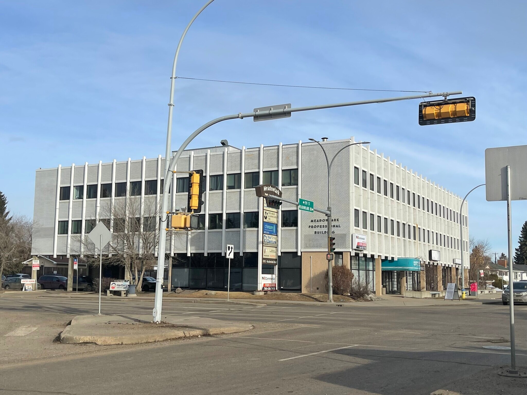 8700-8704 Meadowlark Rd NW, Edmonton, AB to rent Building Photo- Image 1 of 6