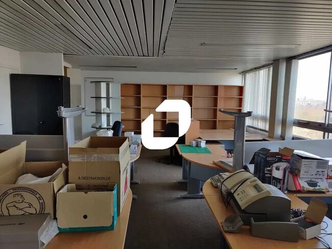 Location Bureaux 600 m²