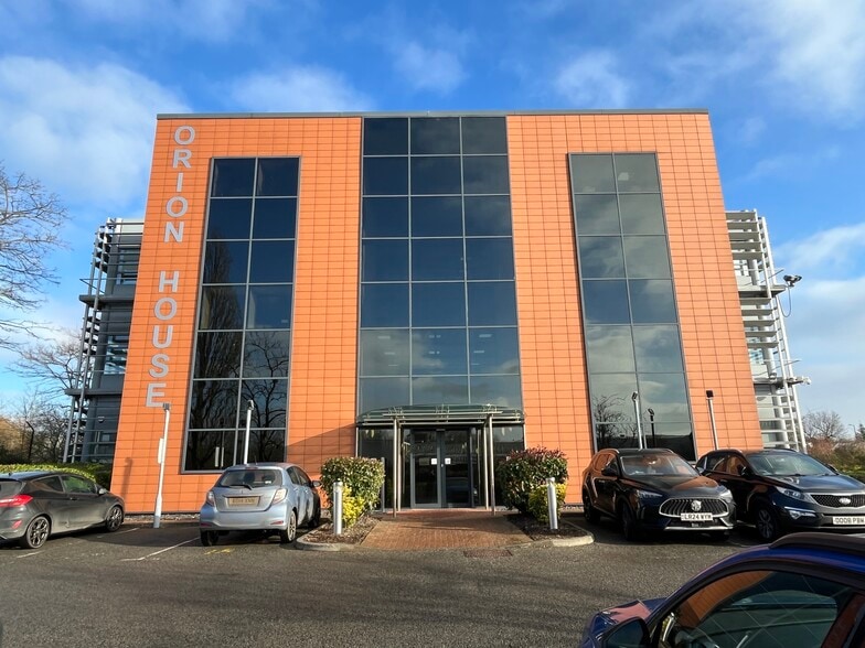 Bessemer Rd, Welwyn Garden City to rent - Building Photo - Image 3 of 18