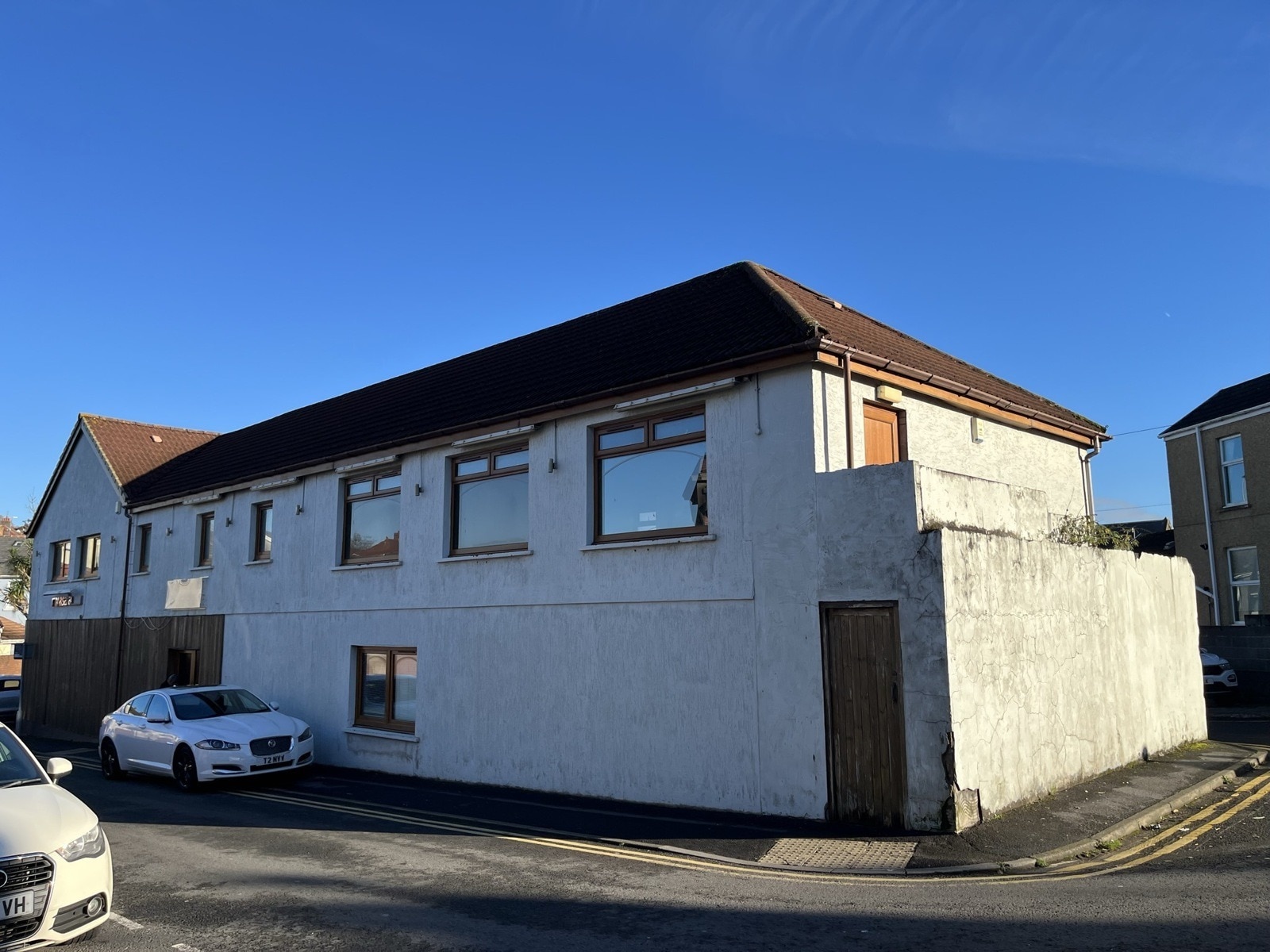 31 West End, Llanelli for sale Primary Photo- Image 1 of 1