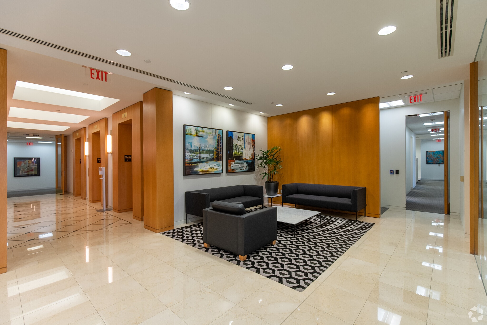 200 E Broward Blvd, Fort Lauderdale, FL to rent Lobby- Image 1 of 6
