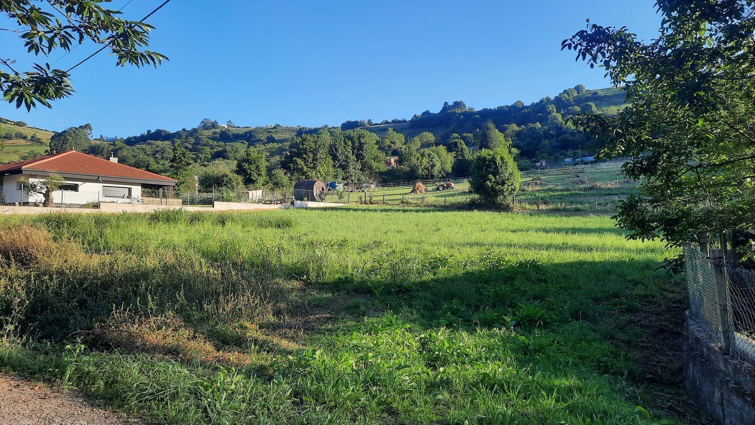 Camín del Pioyu, S/N, Gijón, Asturias for sale Building Photo- Image 1 of 19
