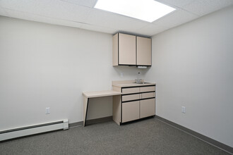 160 N State Rd, Briarcliff Manor, NY for rent Interior Photo- Image 1 of 9