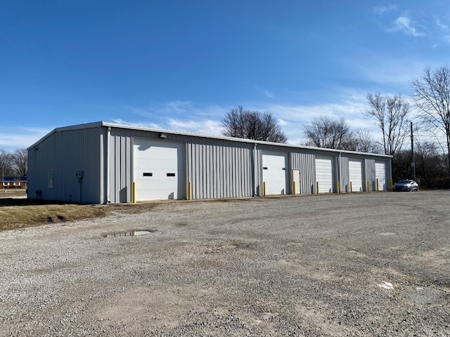 1661 S Nebo Rd, Yorktown, IN for sale - Building Photo - Image 2 of 11