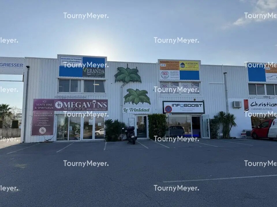 Office in Mauguio to rent Primary Photo- Image 1 of 7