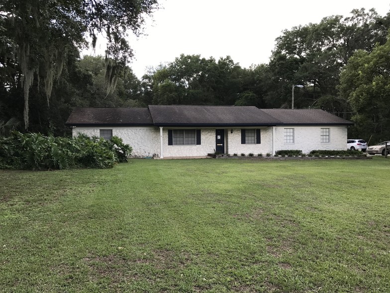 1208 Bell Shoals Rd, Brandon, FL for sale - Building Photo - Image 1 of 1