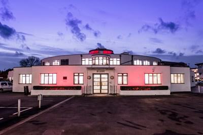 Beehive Ring Rd, Gatwick to rent - Building Photo - Image 2 of 4