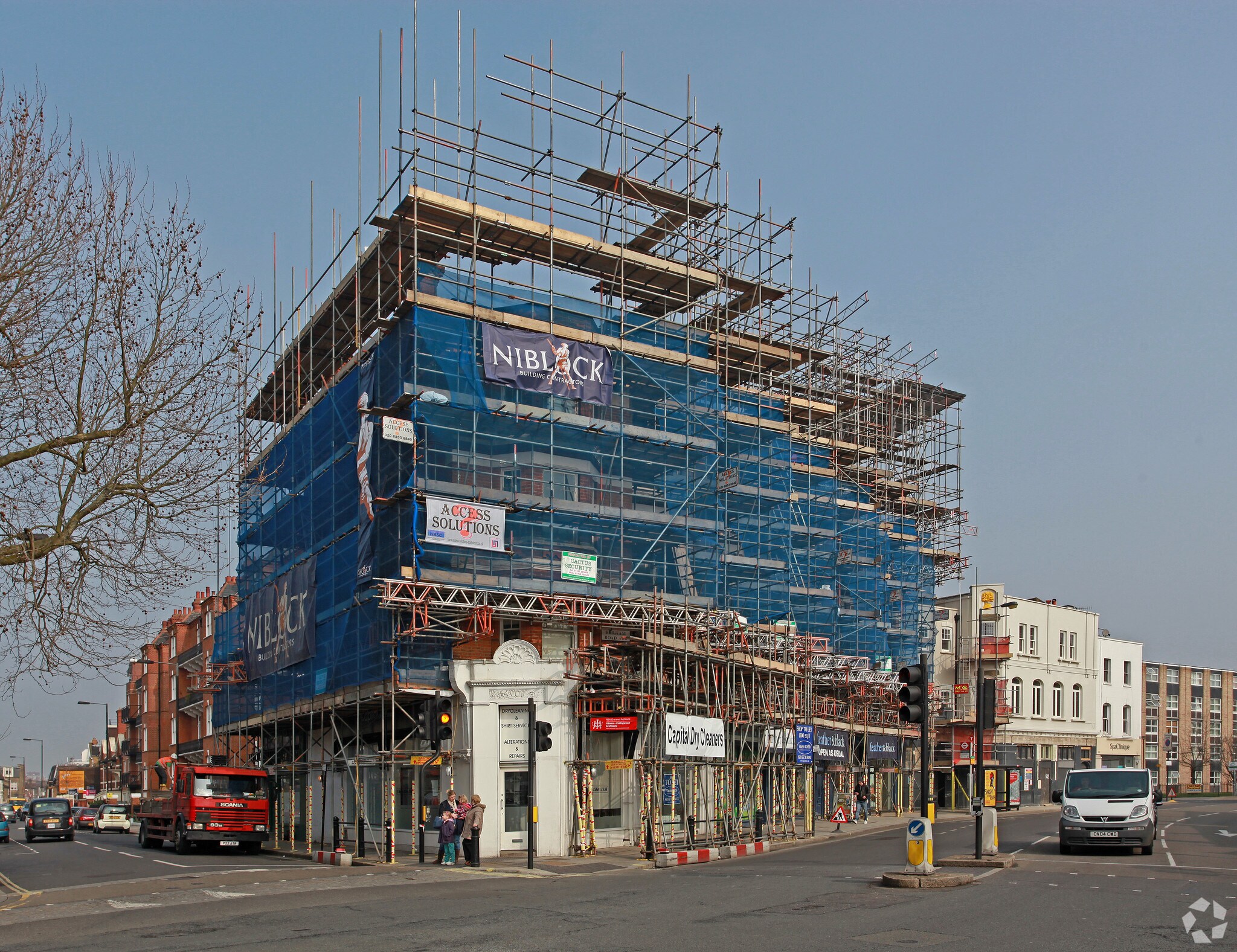 584-594 Fulham Rd, London to rent Primary Photo- Image 1 of 12