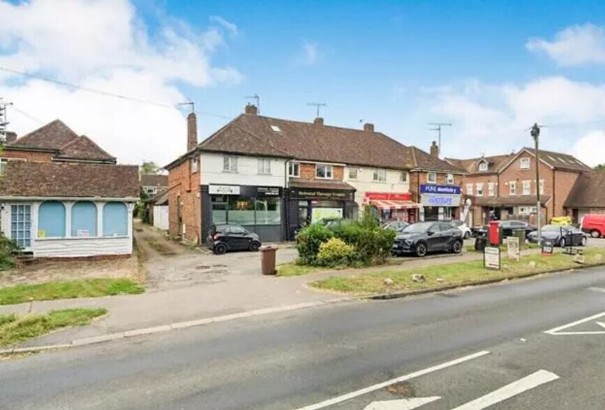 385 Luton Rd, Harpenden for sale - Primary Photo - Image 1 of 1