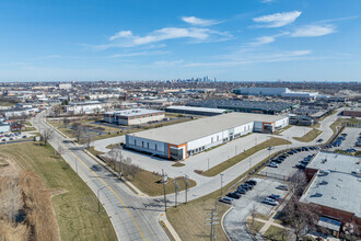 4775 W Electric Ave, Milwaukee, WI - aerial  map view