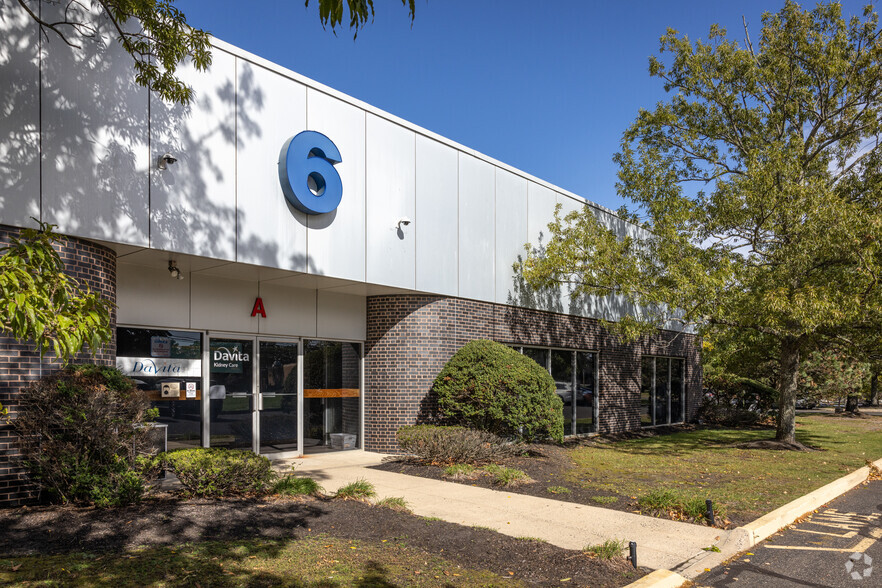 6 Industrial Way W, Eatontown, NJ for rent - Building Photo - Image 1 of 1