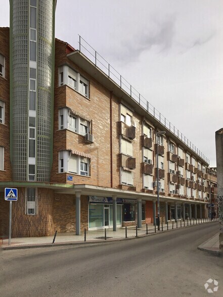 Calle Castillejos, 8, Fuenlabrada, Madrid for sale - Primary Photo - Image 1 of 1