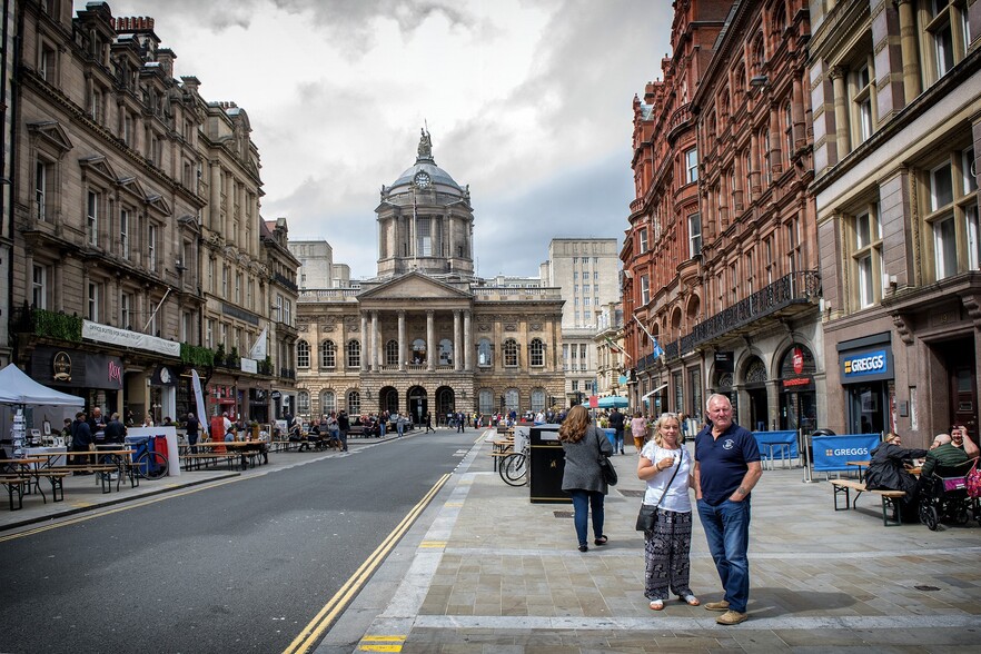 6-8 Castle St, Liverpool to rent - Building Photo - Image 3 of 3