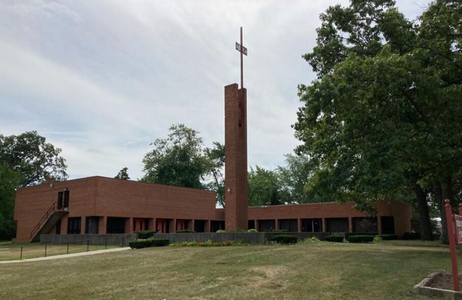 7441 Grand Ave, Hammond, IN for sale - Building Photo - Image 1 of 1