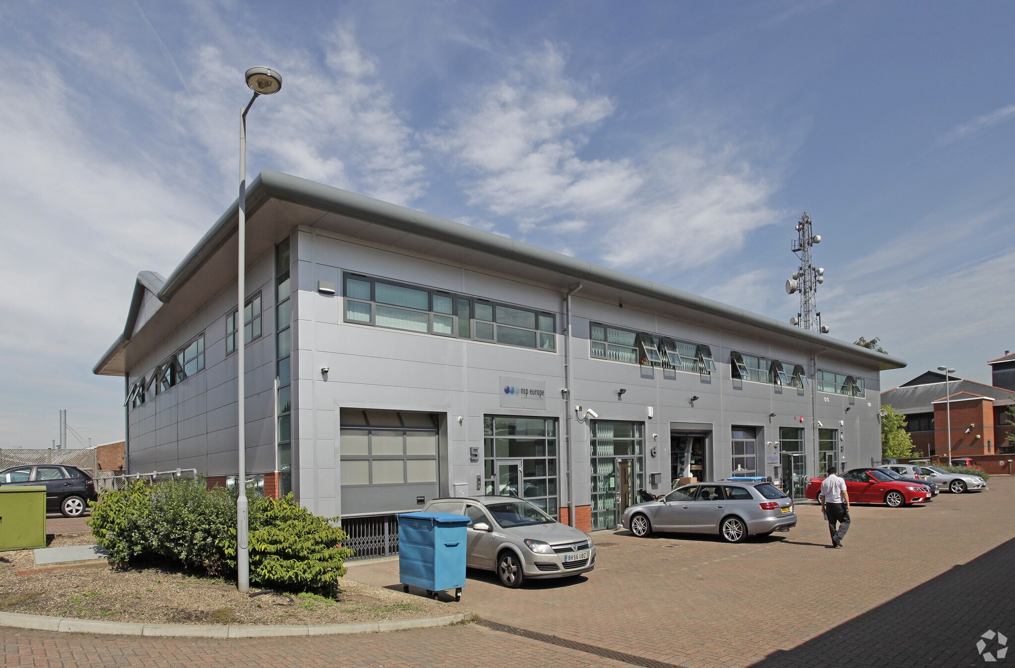 Chester Rd, Borehamwood for sale Primary Photo- Image 1 of 1