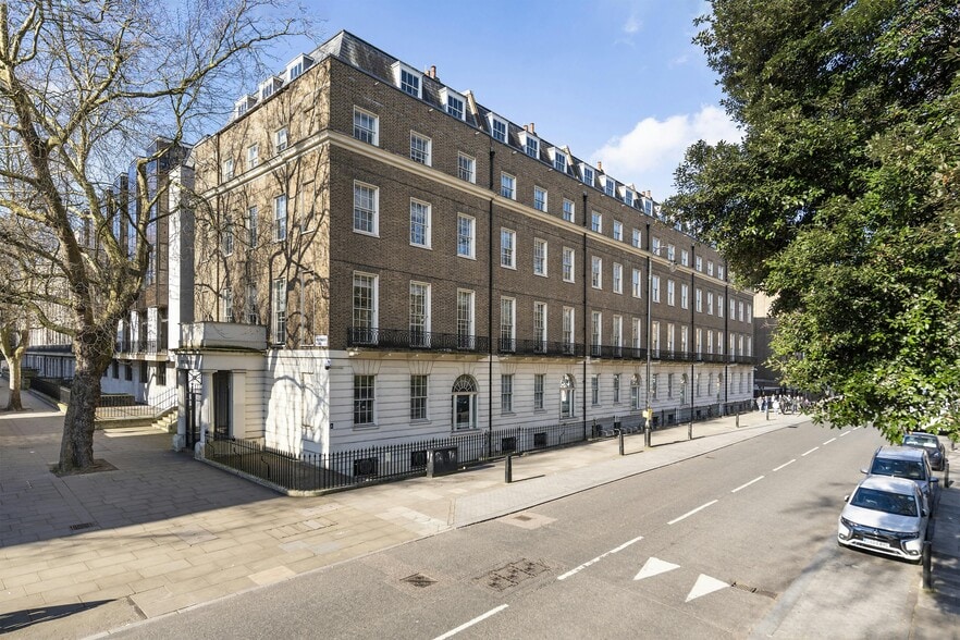 32 Russell Sq, London to rent - Building Photo - Image 1 of 4