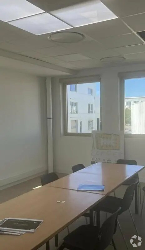 22 Rue Marius Grosso, Vaulx-en-Velin to rent Interior Photo- Image 1 of 27