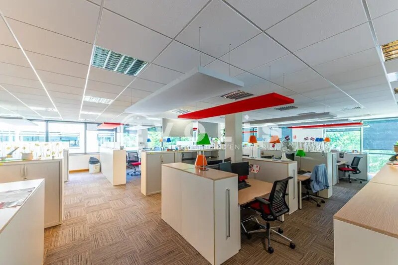 Office in Serris for sale Interior Photo- Image 1 of 5