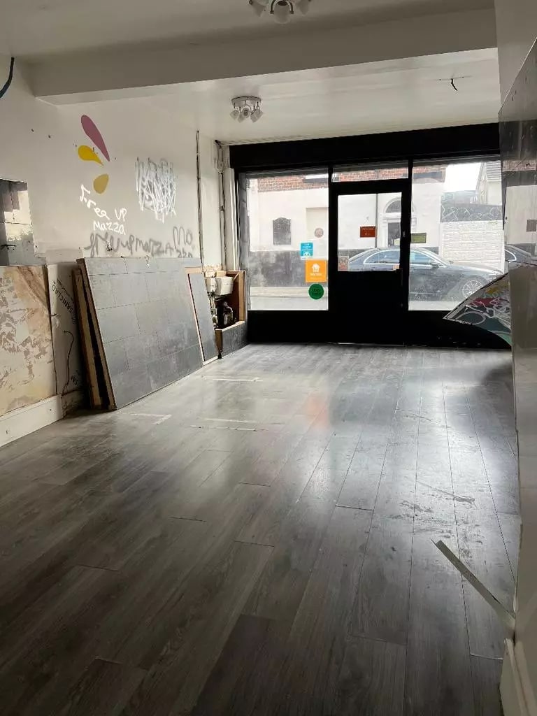 90 Cockburn St, Liverpool to rent Interior Photo- Image 1 of 2