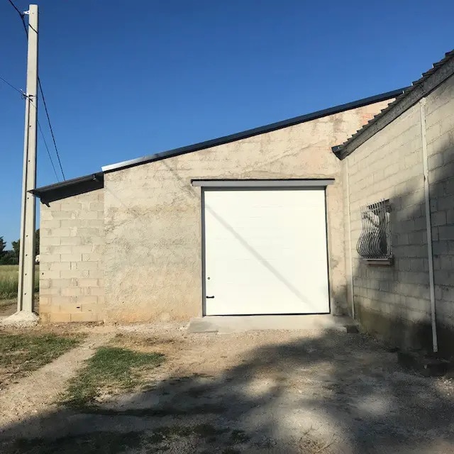 Location Entrepôt 250 m²