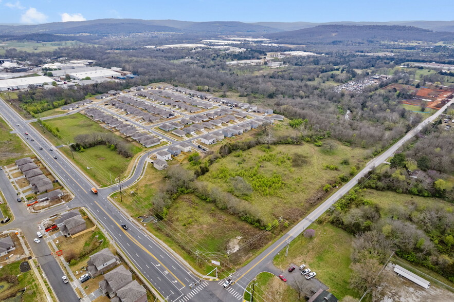 1640 S Morningside Dr, Fayetteville, AR for sale - Building Photo - Image 3 of 7