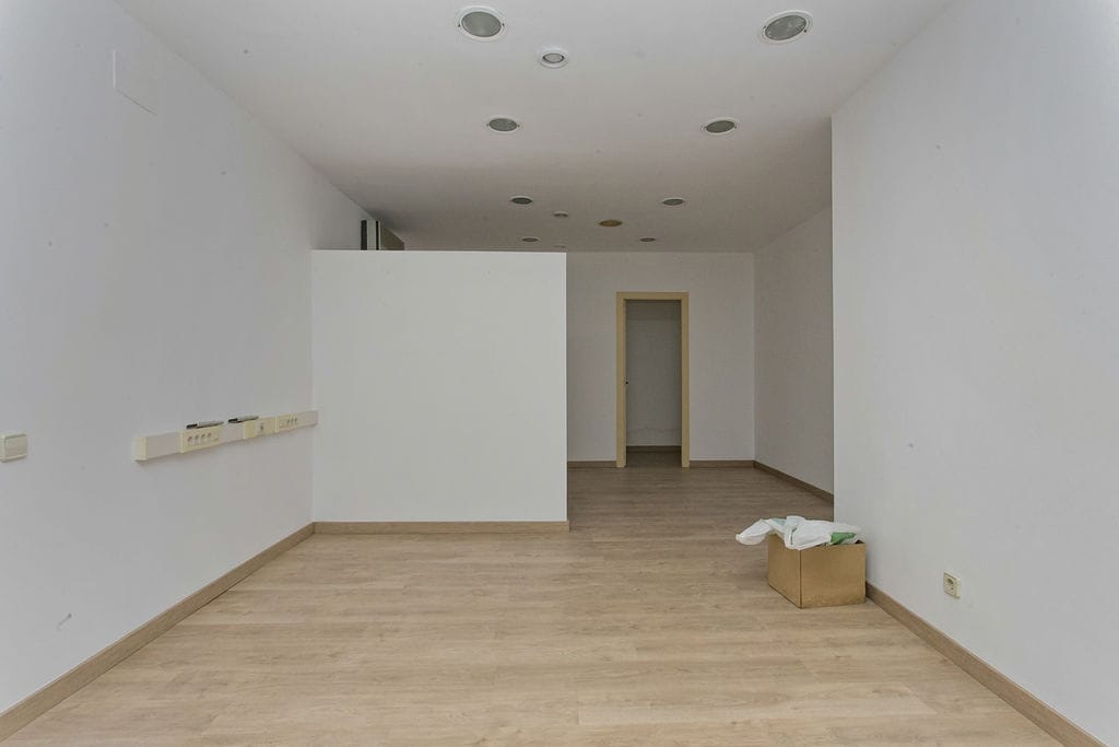 Terrassa, BAR 08225 - Unit 01 -  - Interior Photo - Image 1 of 23