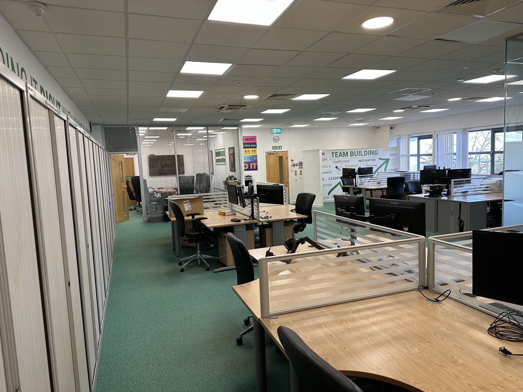 10 Stonefield Way, Ruislip to rent Interior Photo- Image 1 of 2