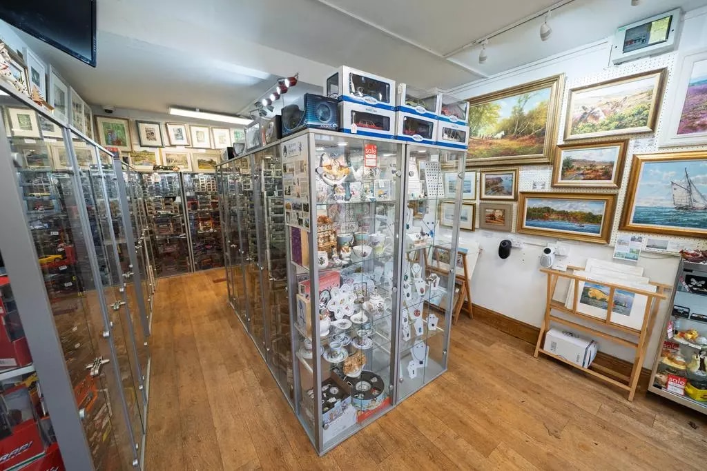 55 High St, Lyndhurst to rent Interior Photo- Image 1 of 4