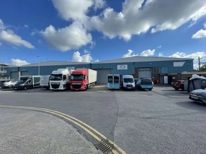 Shadowmoss Rd, Manchester to rent Building Photo- Image 2 of 5