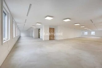 16 Rue Hoche, Puteaux for sale Interior Photo- Image 2 of 15