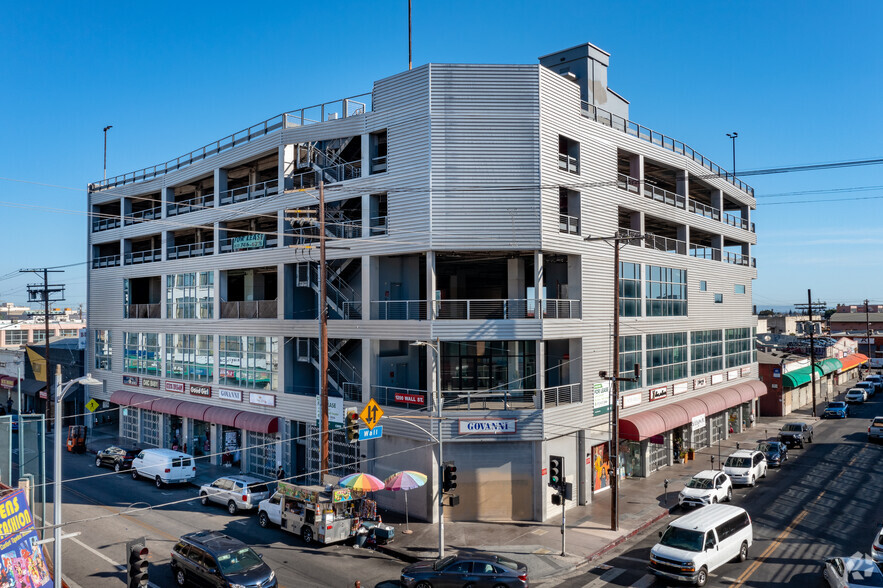 1200 S Wall St, Los Angeles, CA for rent - Building Photo - Image 2 of 44