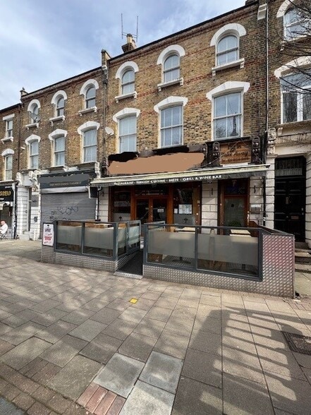27 High St, London to rent - Building Photo - Image 1 of 1