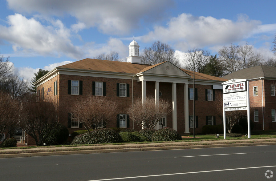 550 Broadview Ave, Warrenton, VA for sale - Building Photo - Image 1 of 1