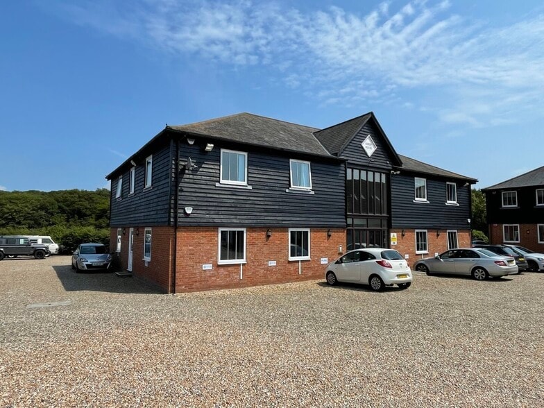 Pean Hl, Whitstable to rent - Building Photo - Image 1 of 10
