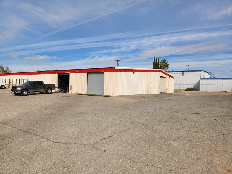 1100 Kastrin St, El Paso, TX for rent - Building Photo - Image 3 of 15