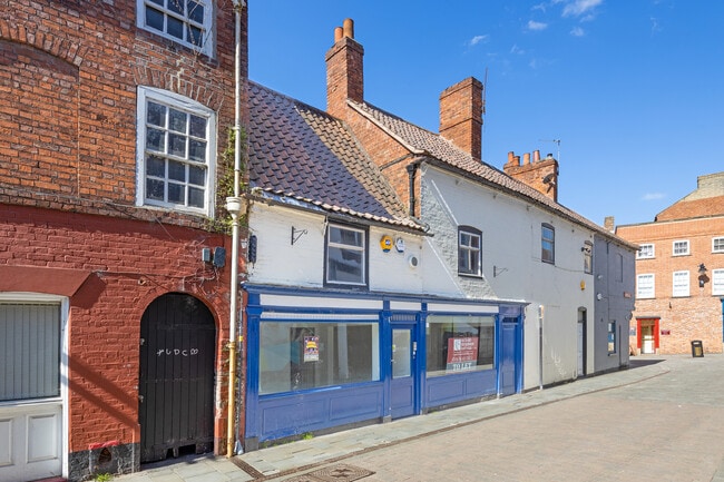 More details for 2-4 Balderton Gate, Newark - Retail to Rent