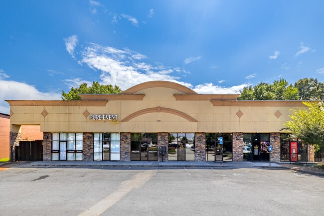 More details for 3292 Laventure Dr, Atlanta, GA - Retail for Sale