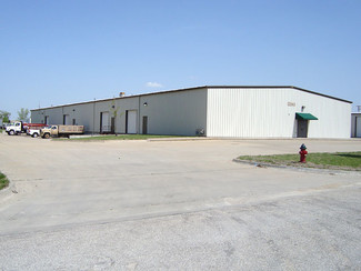 More details for 3840 NW 14th St, Topeka, KS - Industrial for Rent