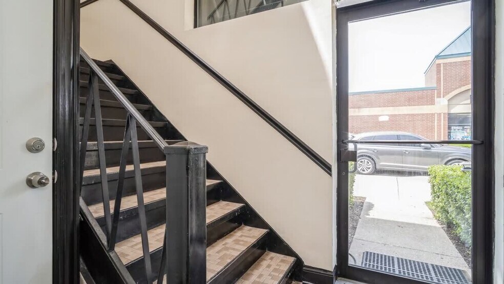 8755 Trumbull Ave, Skokie, IL to rent - Commercial Listing Video - Image 2 of 22