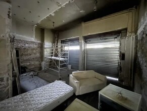 Retail in Le Kremlin-Bicêtre to rent Interior Photo- Image 1 of 7