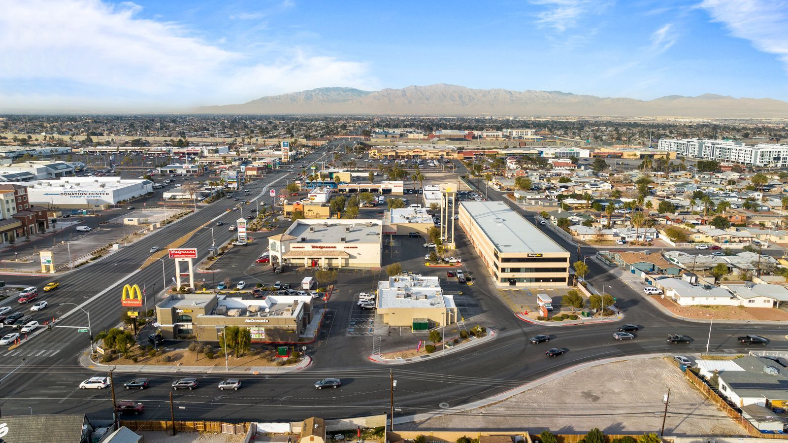 401-481 S Decatur Blvd, Las Vegas, NV to rent Interior Photo- Image 1 of 21